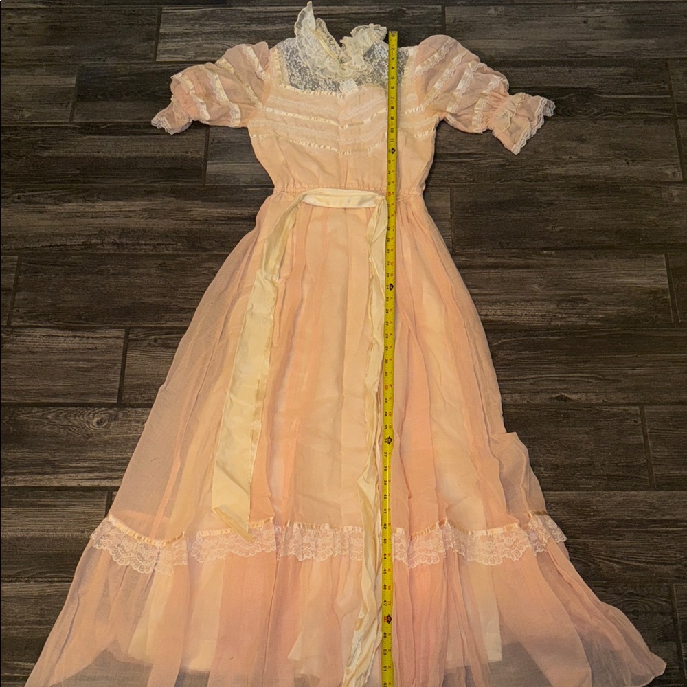 Gunne Sax Peach and Cream Sheer Lace  Dress size 5 vintage - Picture 9 of 12